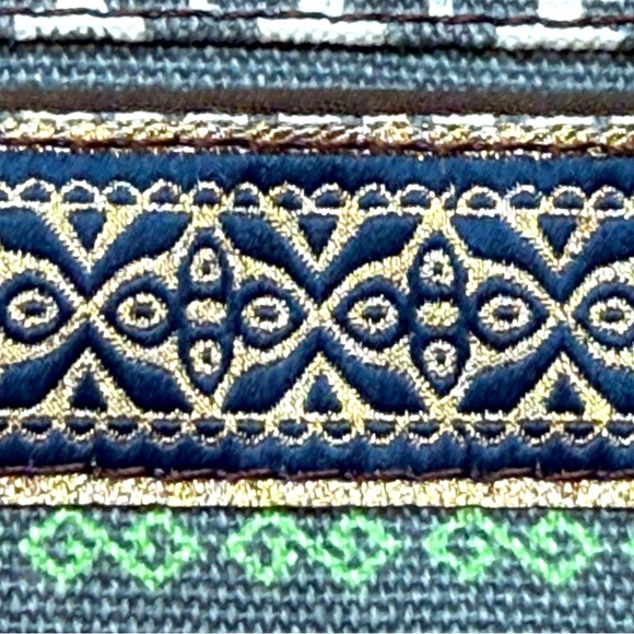 Ewedoos Yoga Mat Canvas Crossbody Bag~NWOT - Picture 4 of 9